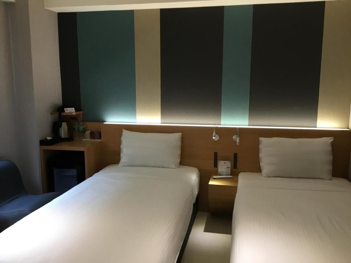 Fu Kuang Hotel Pingtung Exteriör bild