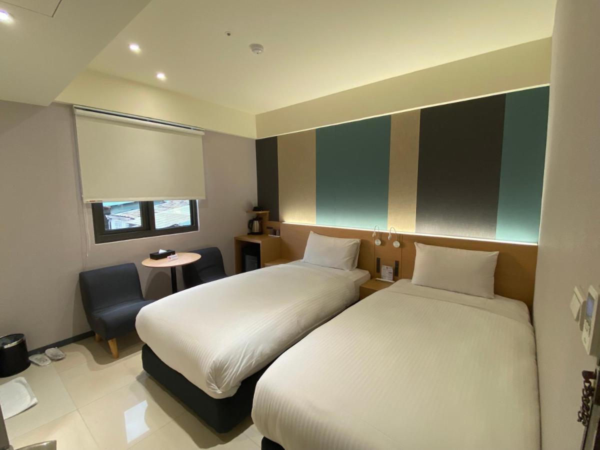 Fu Kuang Hotel Pingtung Exteriör bild