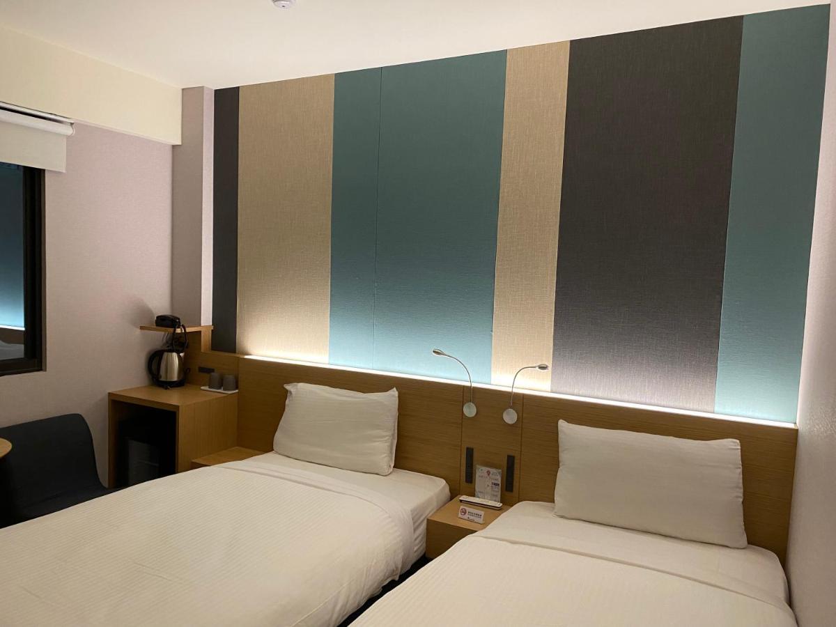 Fu Kuang Hotel Pingtung Exteriör bild